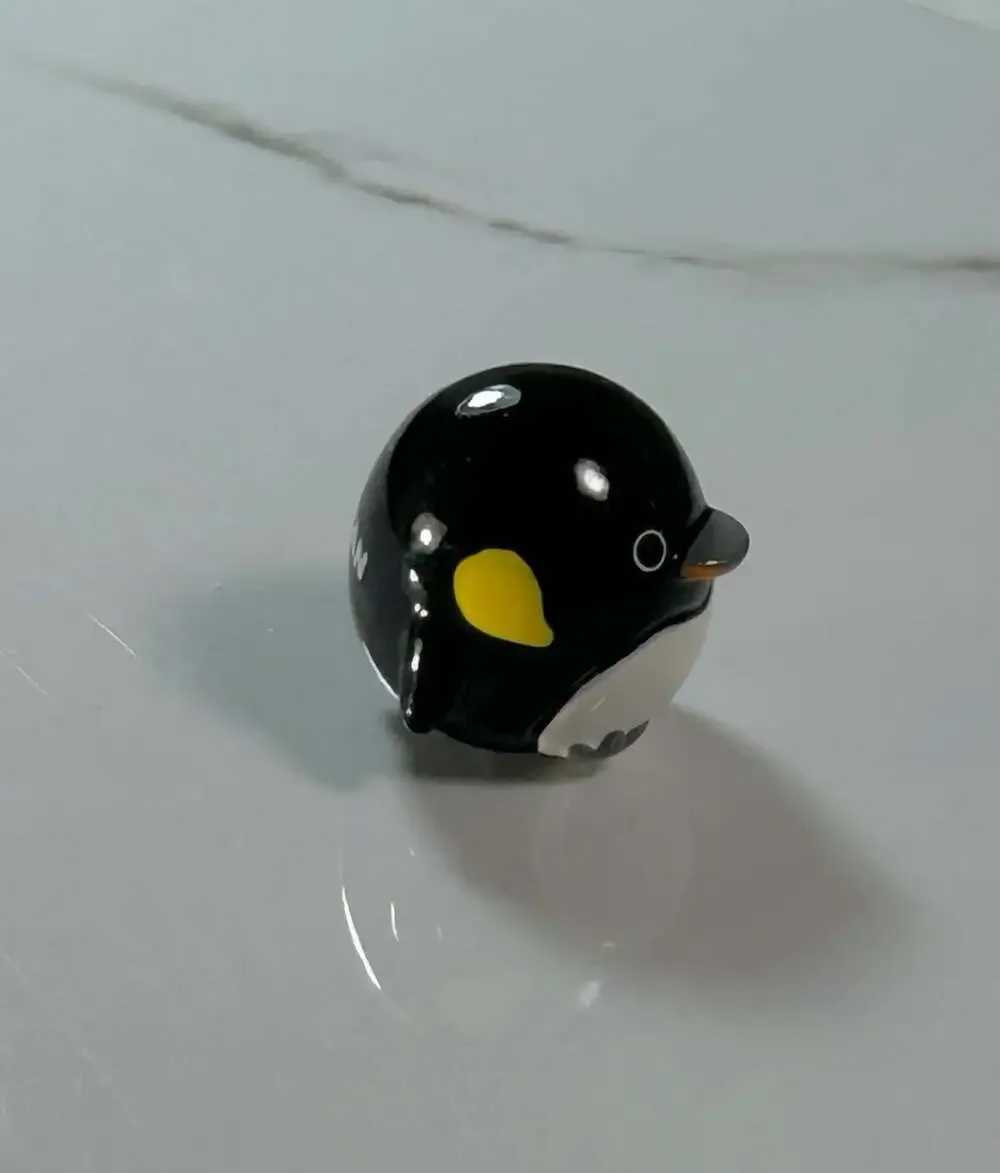 Kaiyukan Penguin tiny figure